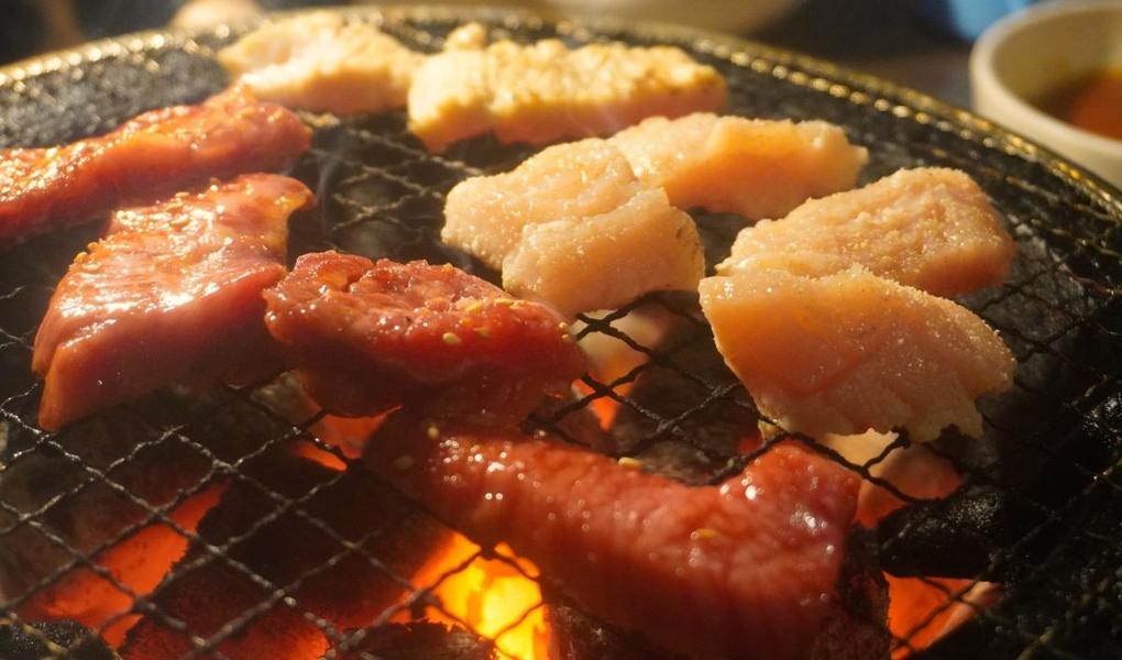 人気焼肉店のレシピ集 - 参考書